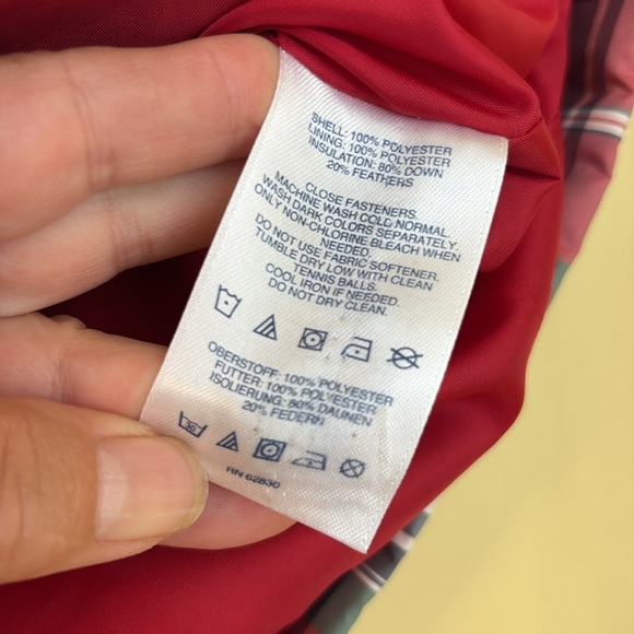 Lands’ End | Classic Red White Green Plaid Zip Front Down Puffer Vest M (8-10) - Picture 14 of 17